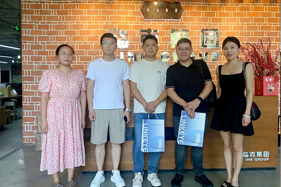 Dutch Optical Lab Collaborations