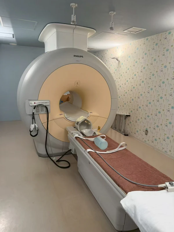 Philips Achieva 1.5T superconducting MRI system
